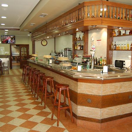 Bar Pension Restaurante Bidasoa Irun Exteriér fotografie